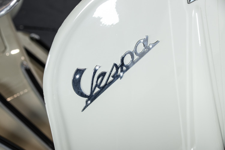 1955 Piaggio Vespa 150 Struzzo VL1T 16