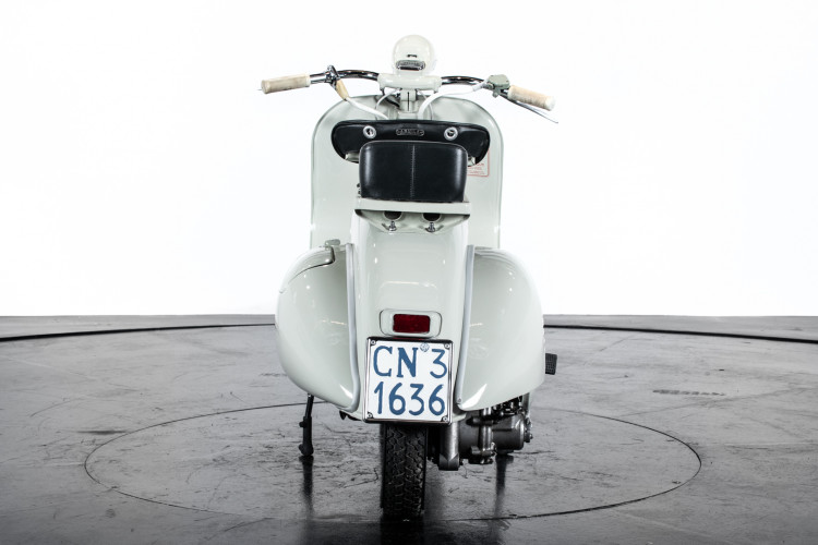 1955 Piaggio Vespa 150 Struzzo VL1T 3
