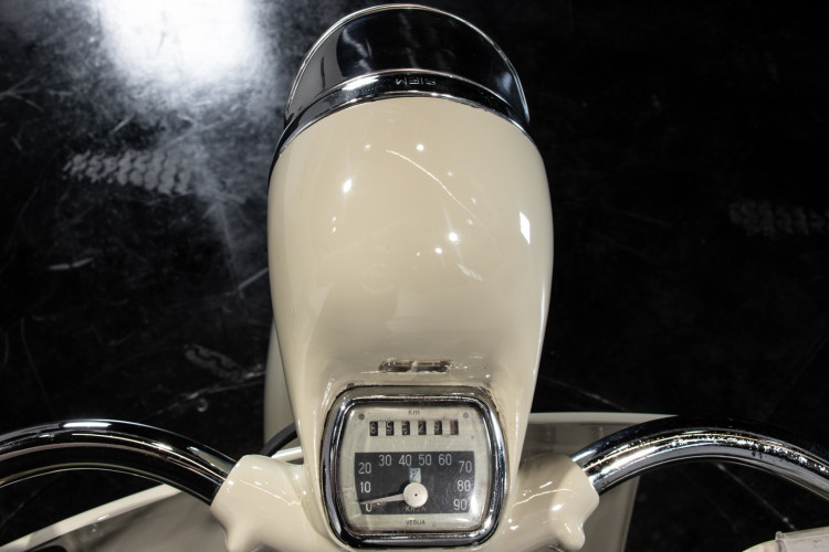 1955 Piaggio Vespa 150 Struzzo VL1T 21