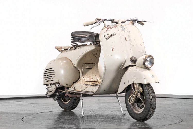 1957 Piaggo Vespa faro basso 125 2