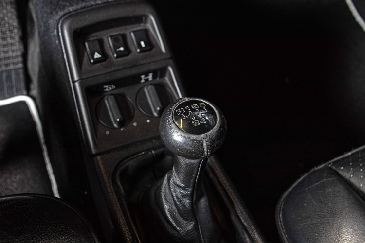 1990 Porsche 964 Carrera 4 24