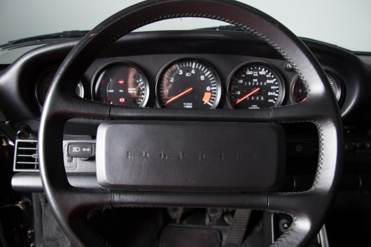 1989 Porsche Speedster 911 26