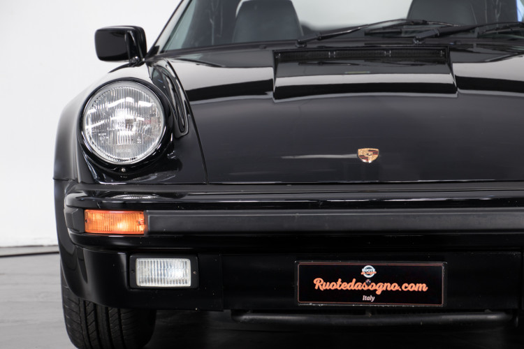 1989 Porsche Speedster 911 12