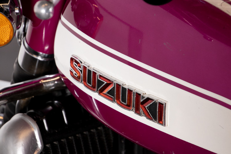 1972 SUZUKI GT 750 14