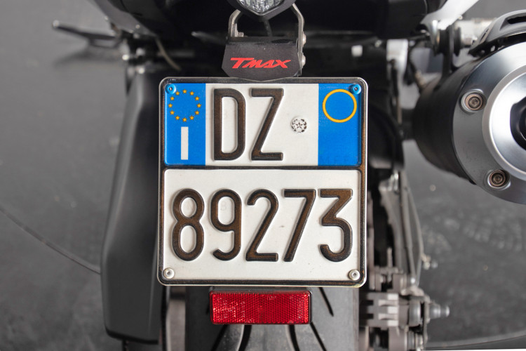 2013 Yamaha T-Max 530 12
