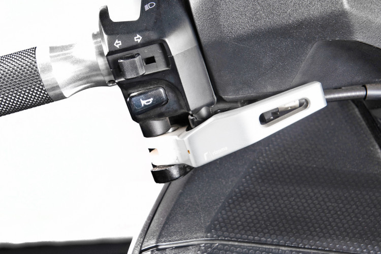 2013 Yamaha T-Max 530 37