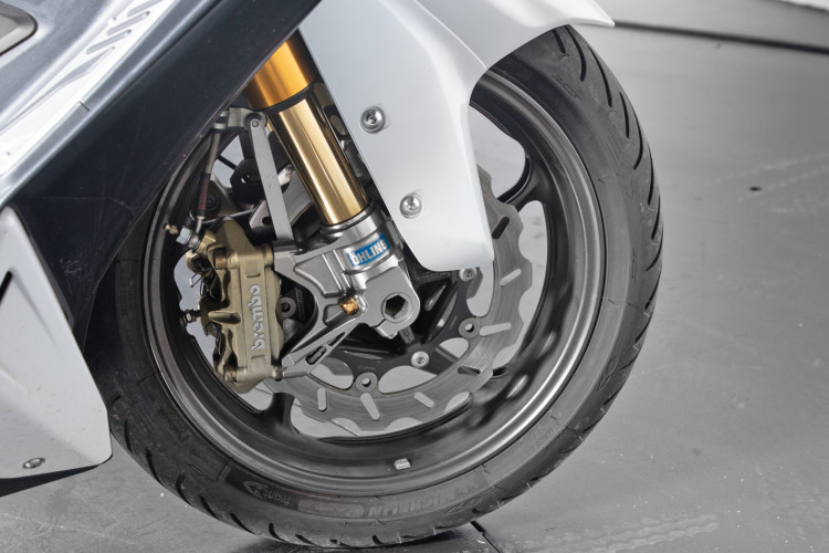 2013 Yamaha T-Max 530 23