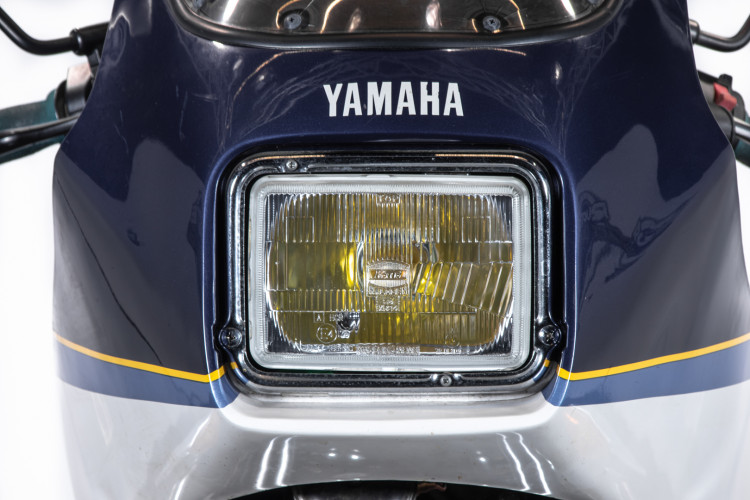 1988 Yamaha XJ 900 14