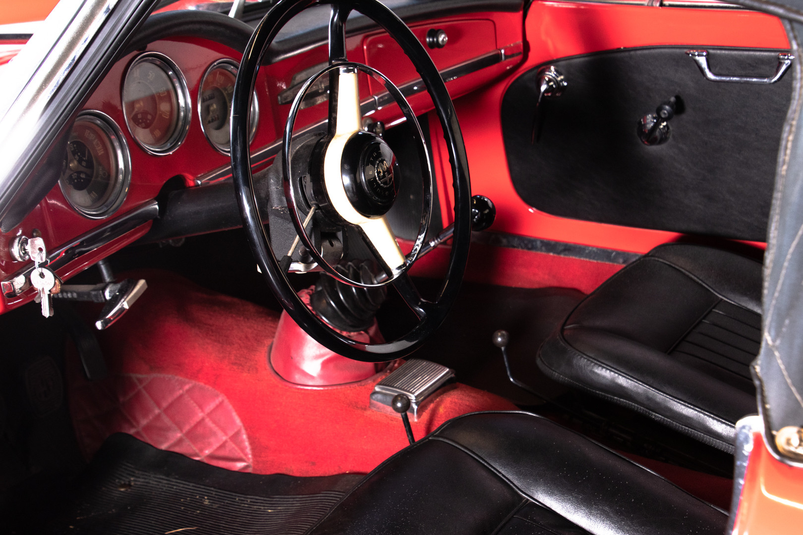 1962 Alfa Romeo Giulietta Spider 17