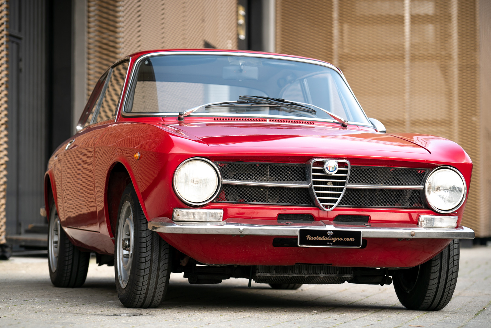 1973 Alfa Romeo GT 1300 Junior 2