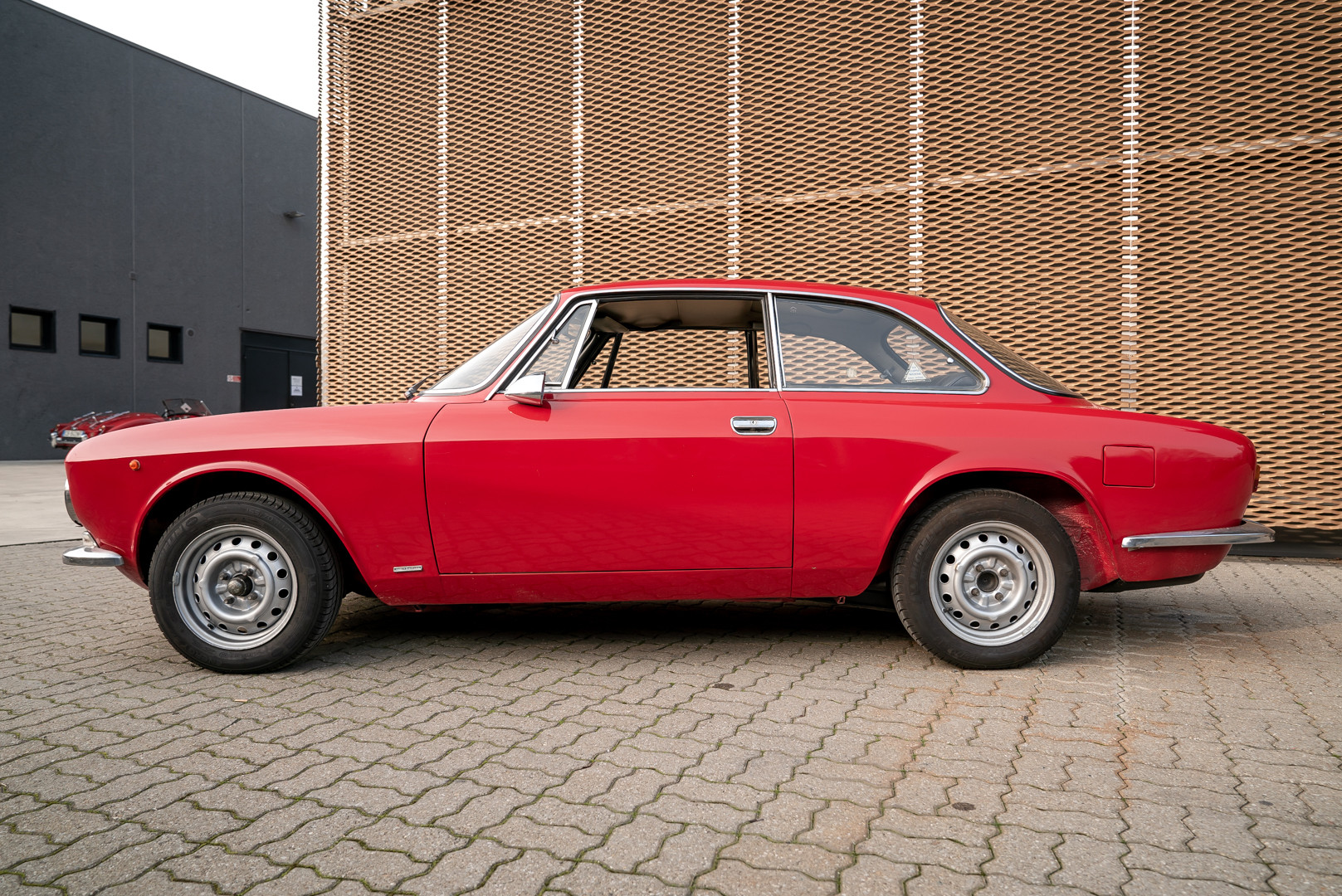 1973 Alfa Romeo GT 1300 Junior 13