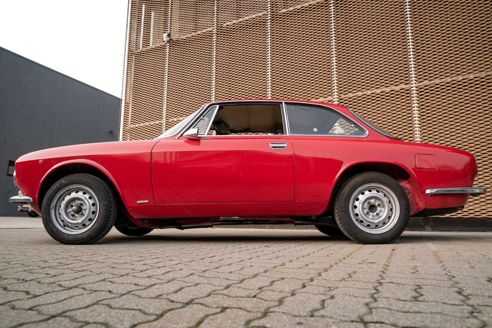 1973 Alfa Romeo GT 1300 Junior 14