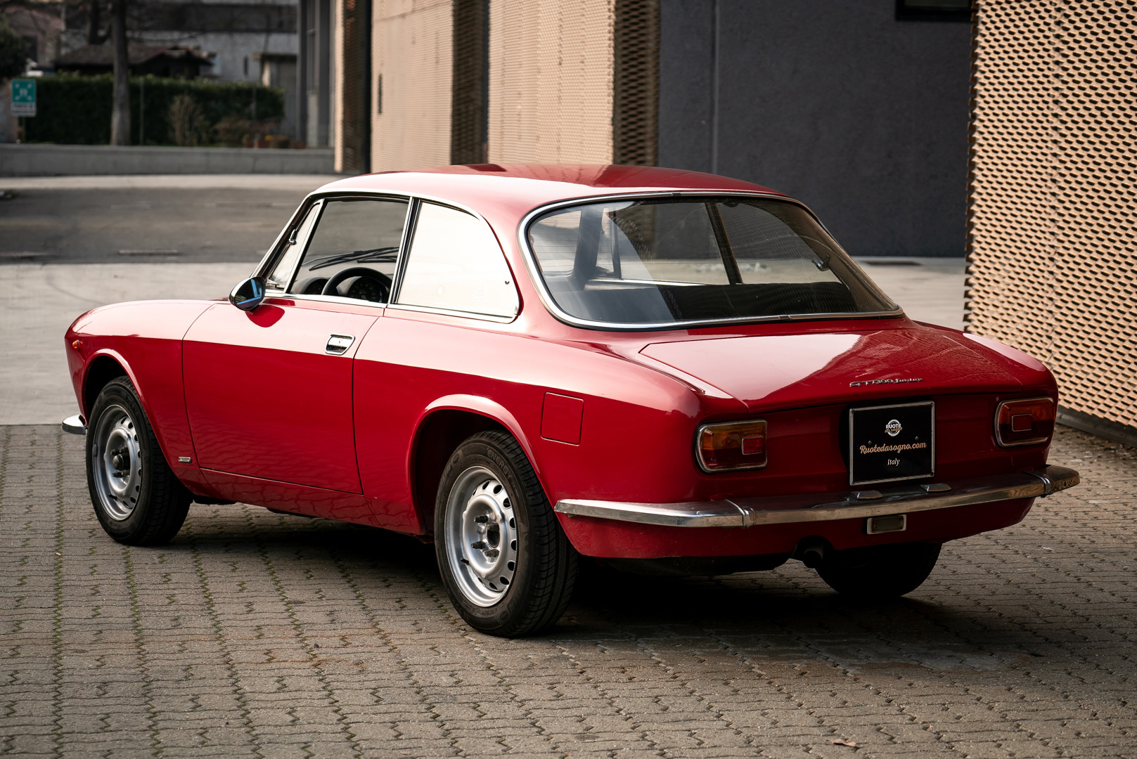 1973 Alfa Romeo GT 1300 Junior 16