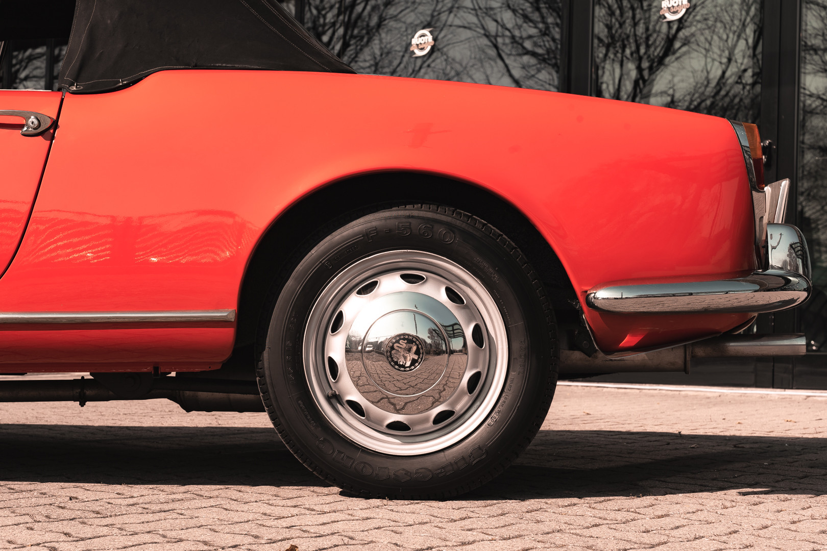 1963 Alfa Romeo Giulia Spider 14