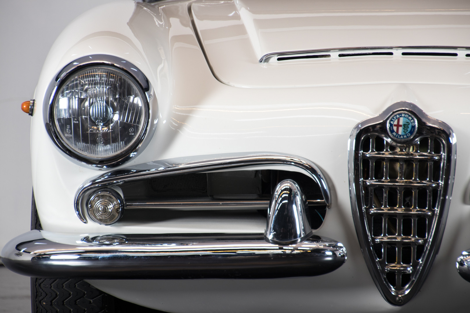 1962 Alfa Romeo Giulia spider 1600 12