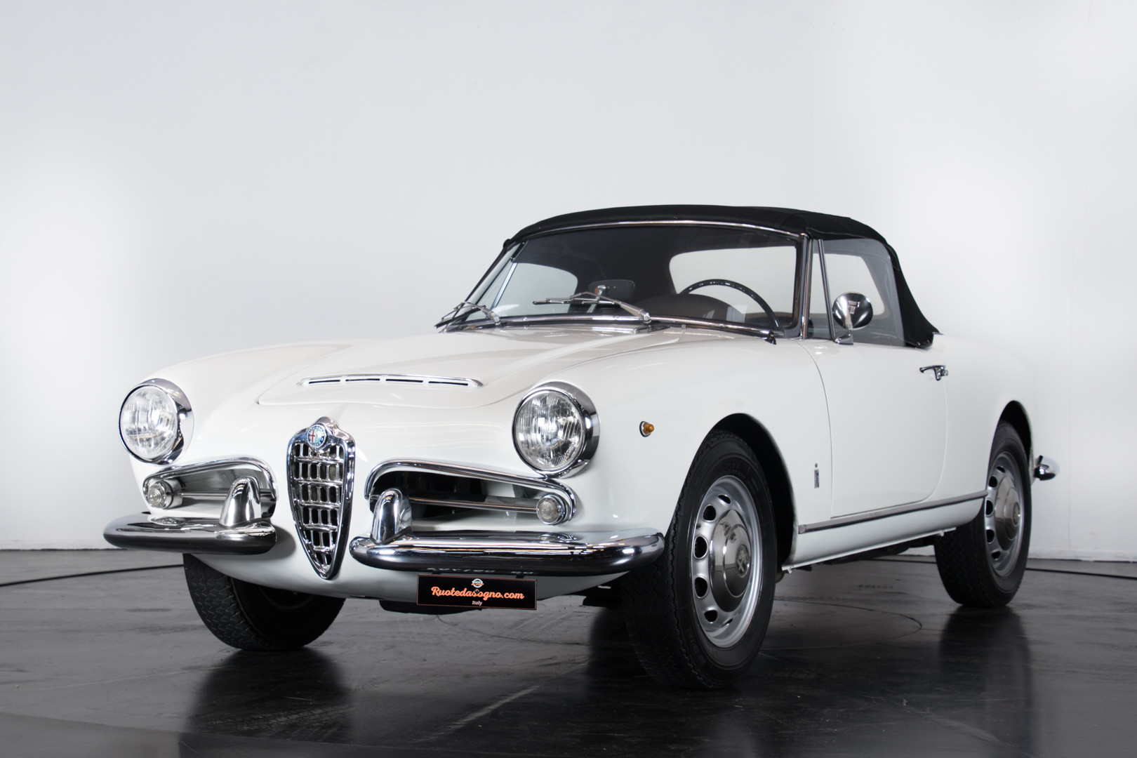 1962 Alfa Romeo Giulia spider 1600 0