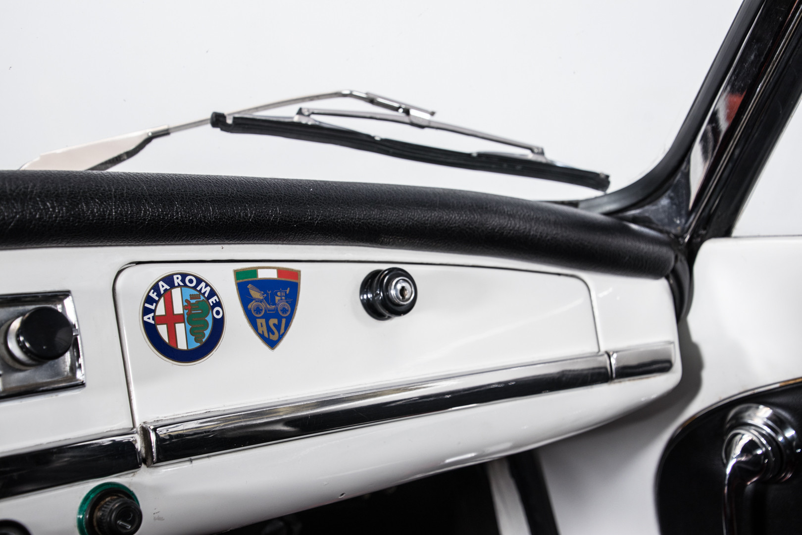 1962 Alfa Romeo Giulia spider 1600 23