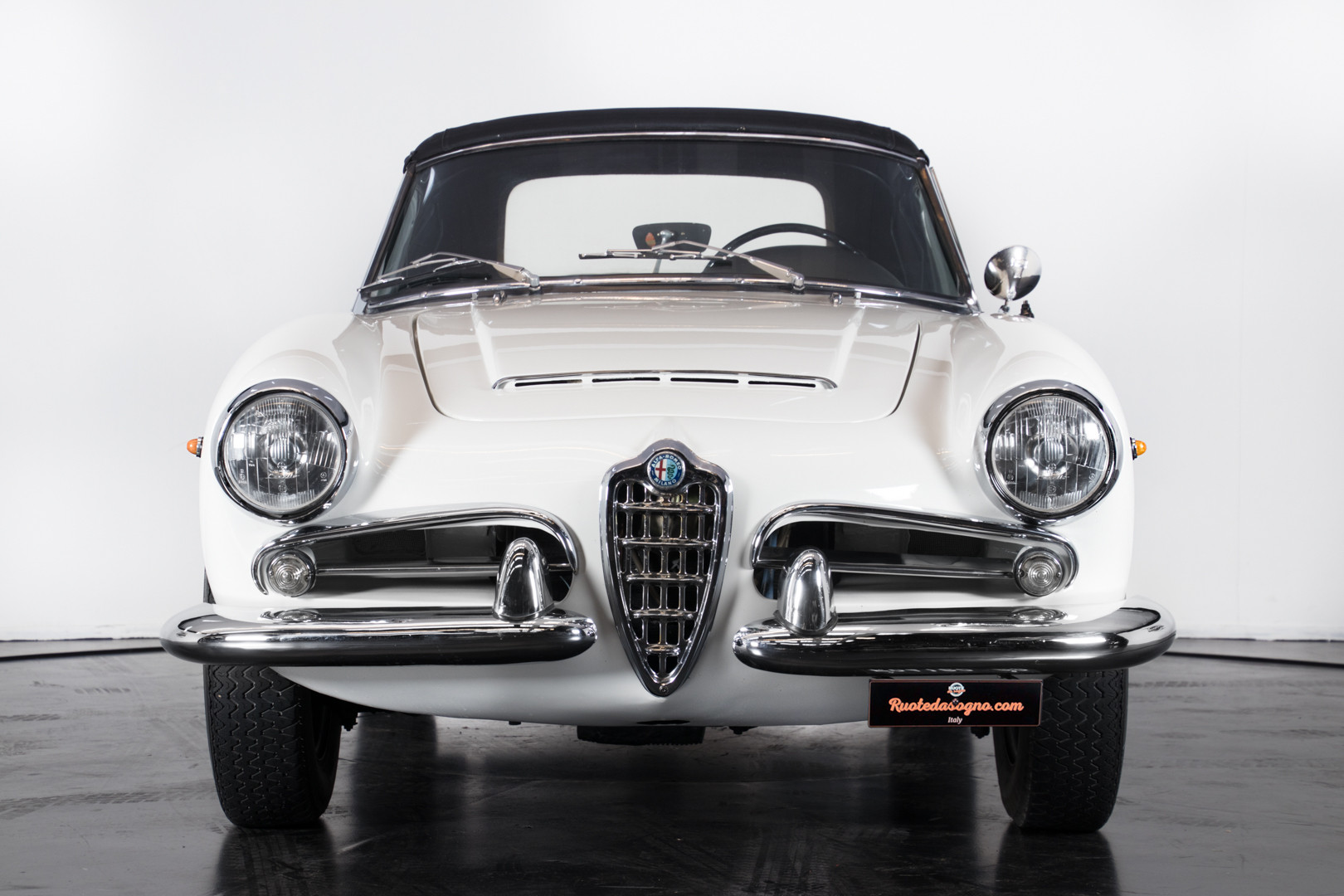 1962 Alfa Romeo Giulia spider 1600 11