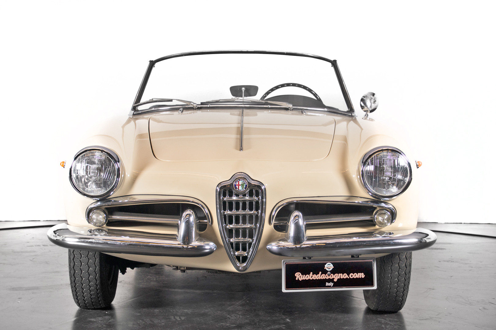 1959 Alfa Romeo Giulietta spider 1