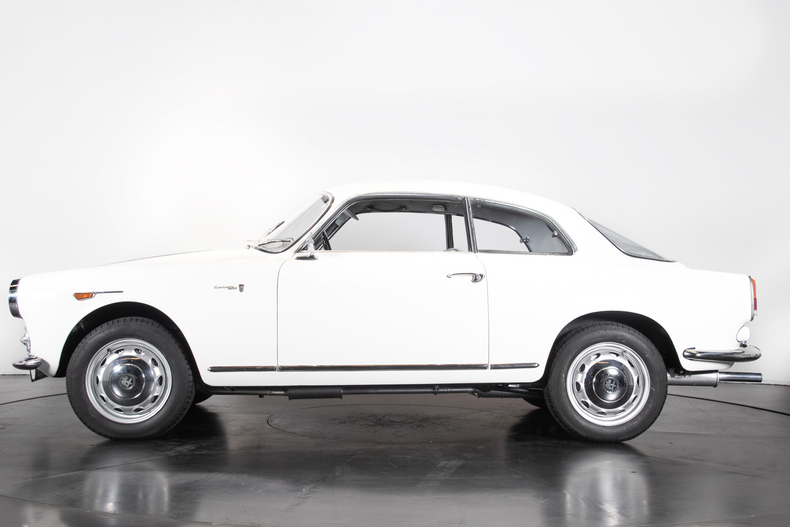1960 Alfa Romeo Giulietta Sprint 1