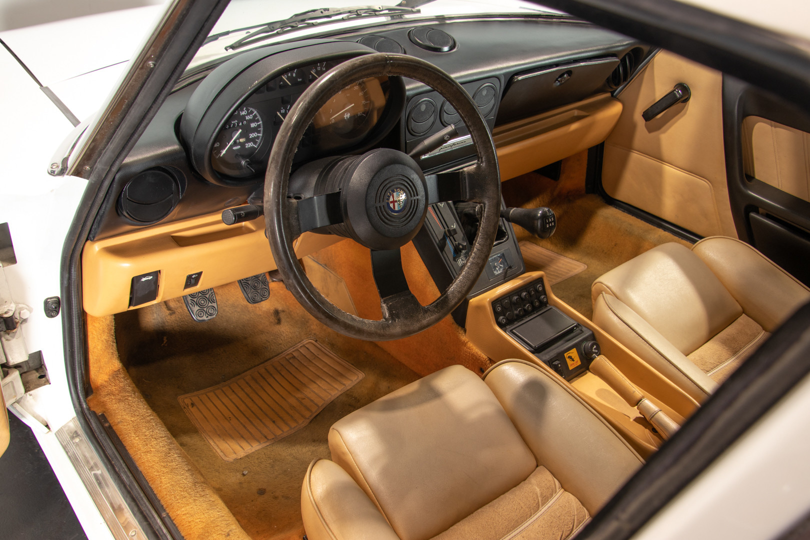 1990 Alfa Romeo spider 2000 "Duetto" 24