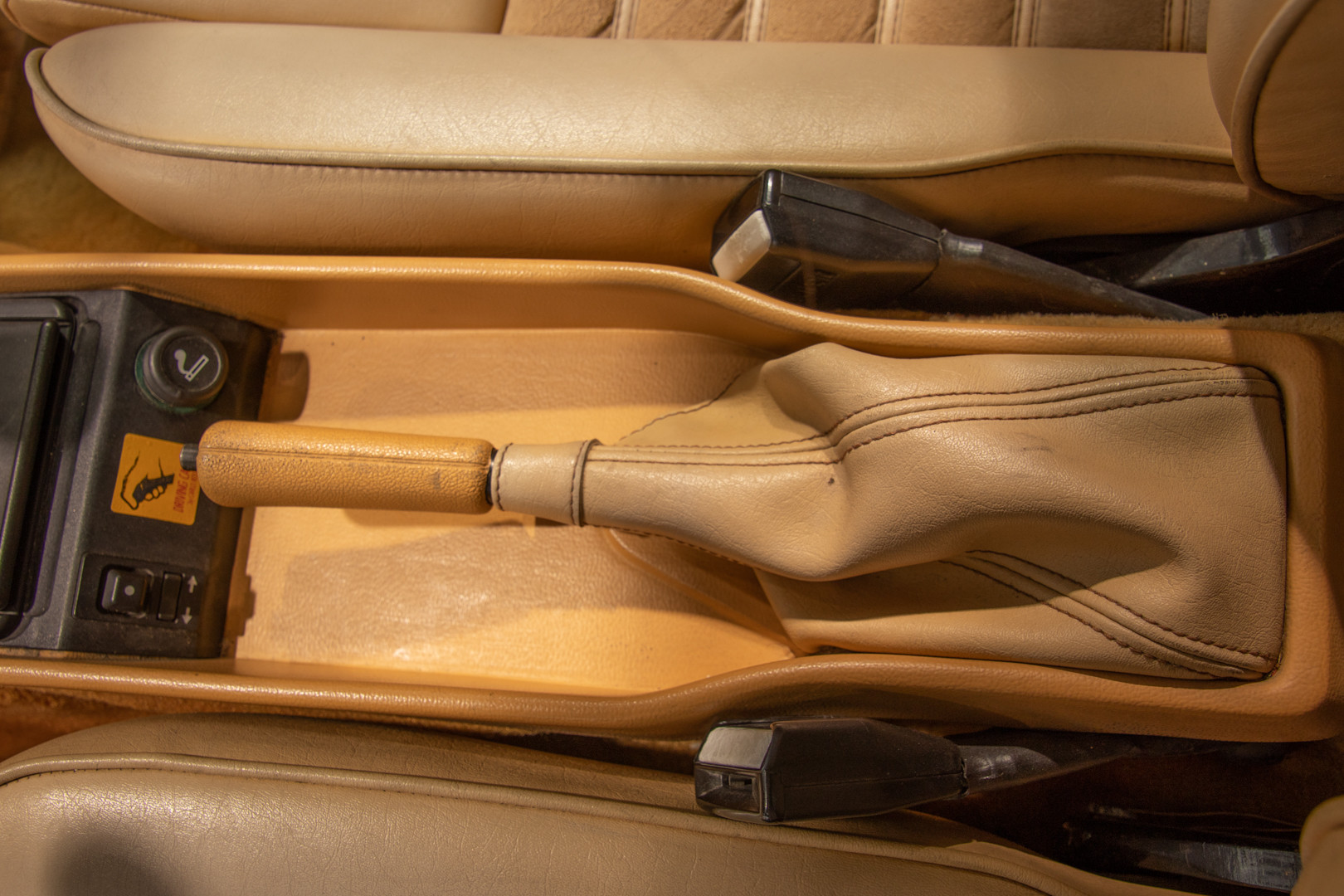 1990 Alfa Romeo spider 2000 "Duetto" 13