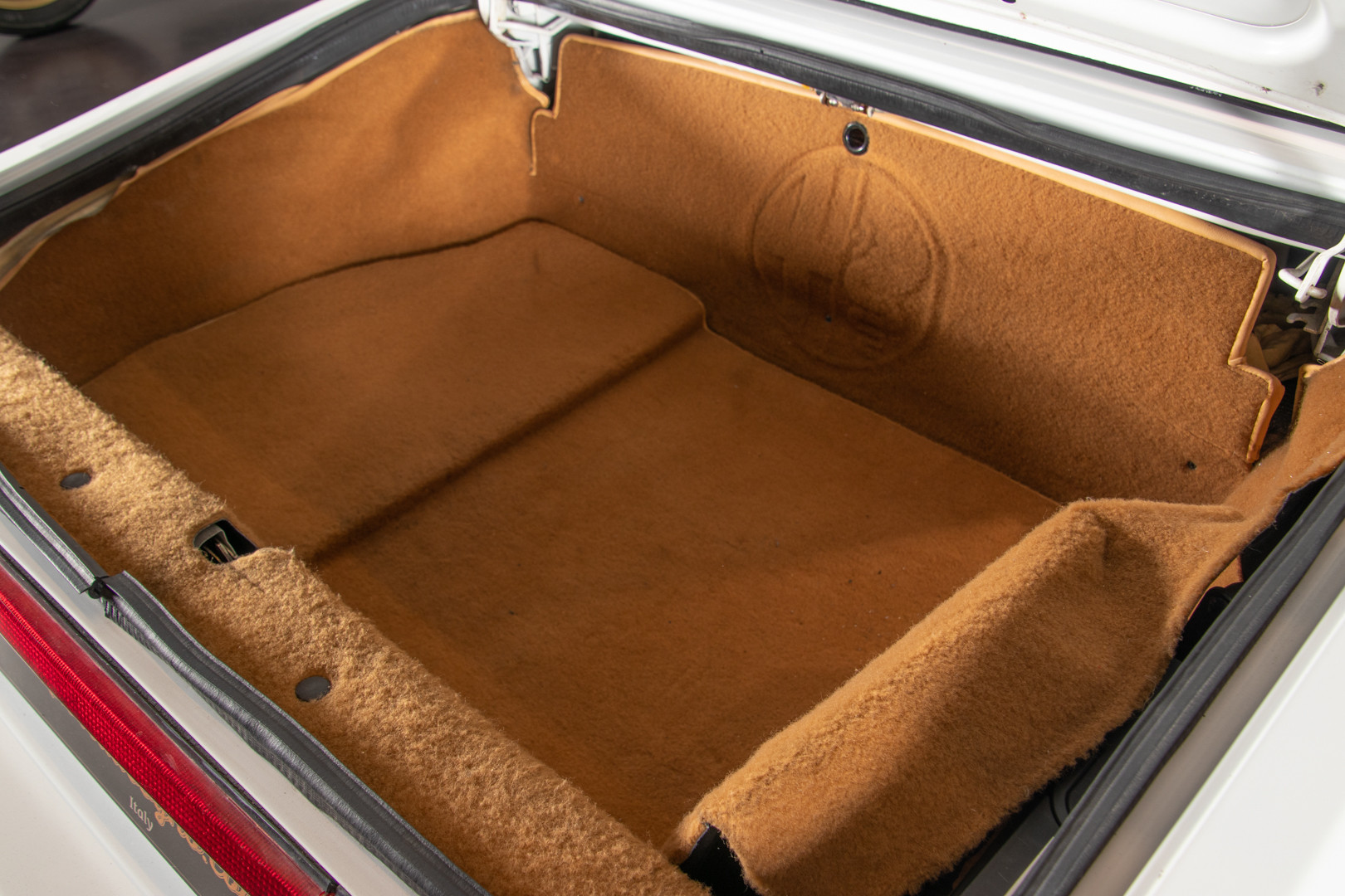 1990 Alfa Romeo spider 2000 "Duetto" 12
