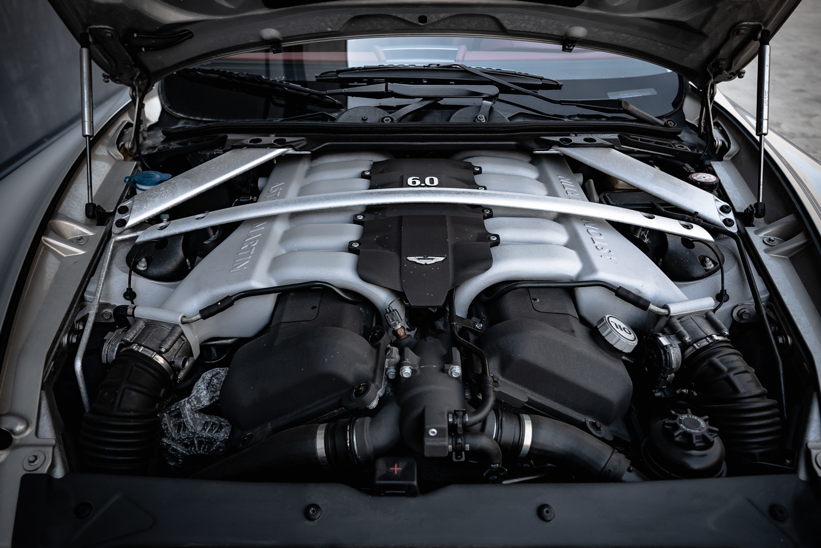 2010 Aston Martin Rapide 6.0 V12 73
