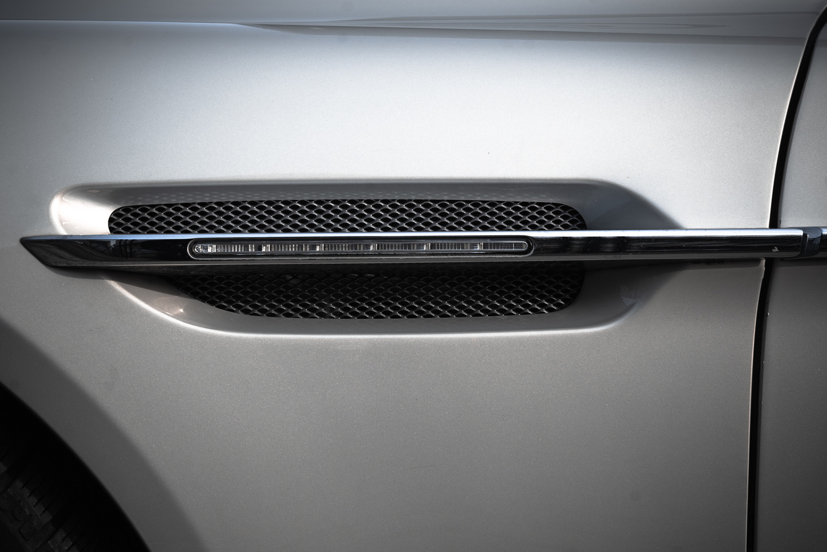 2010 Aston Martin Rapide 6.0 V12 21