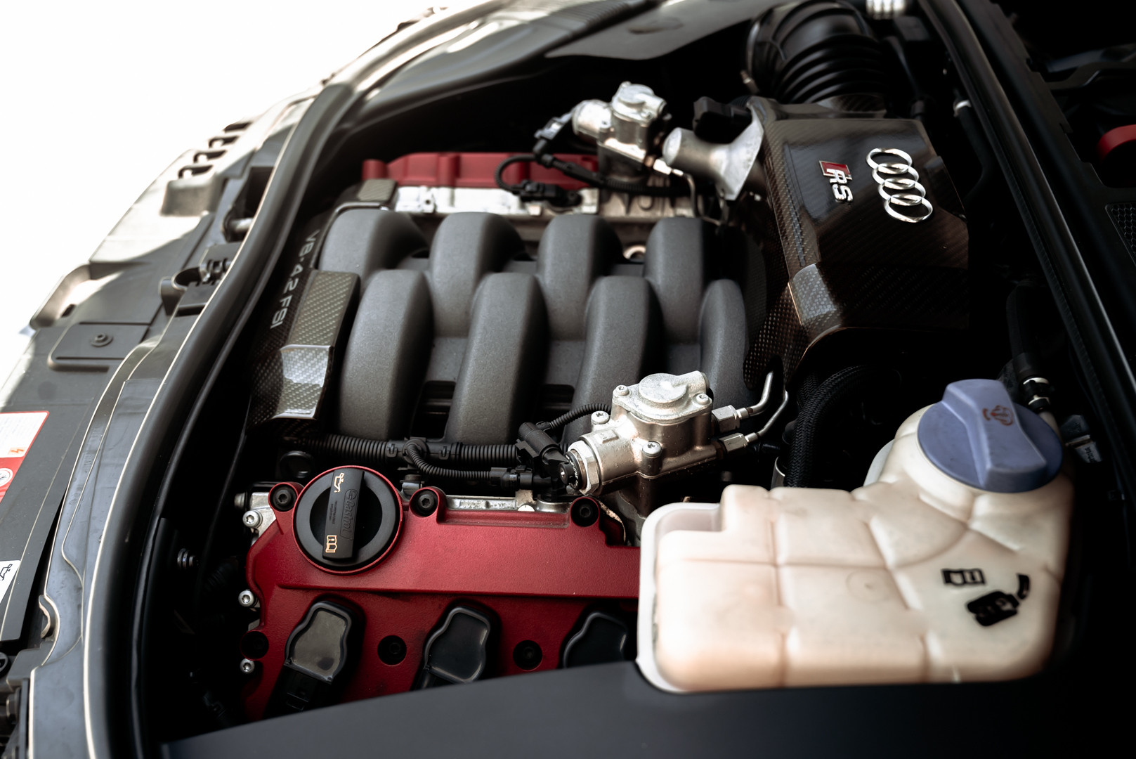 2006 Audi RS4 Avant Quattro V8 4.2 FSI 50