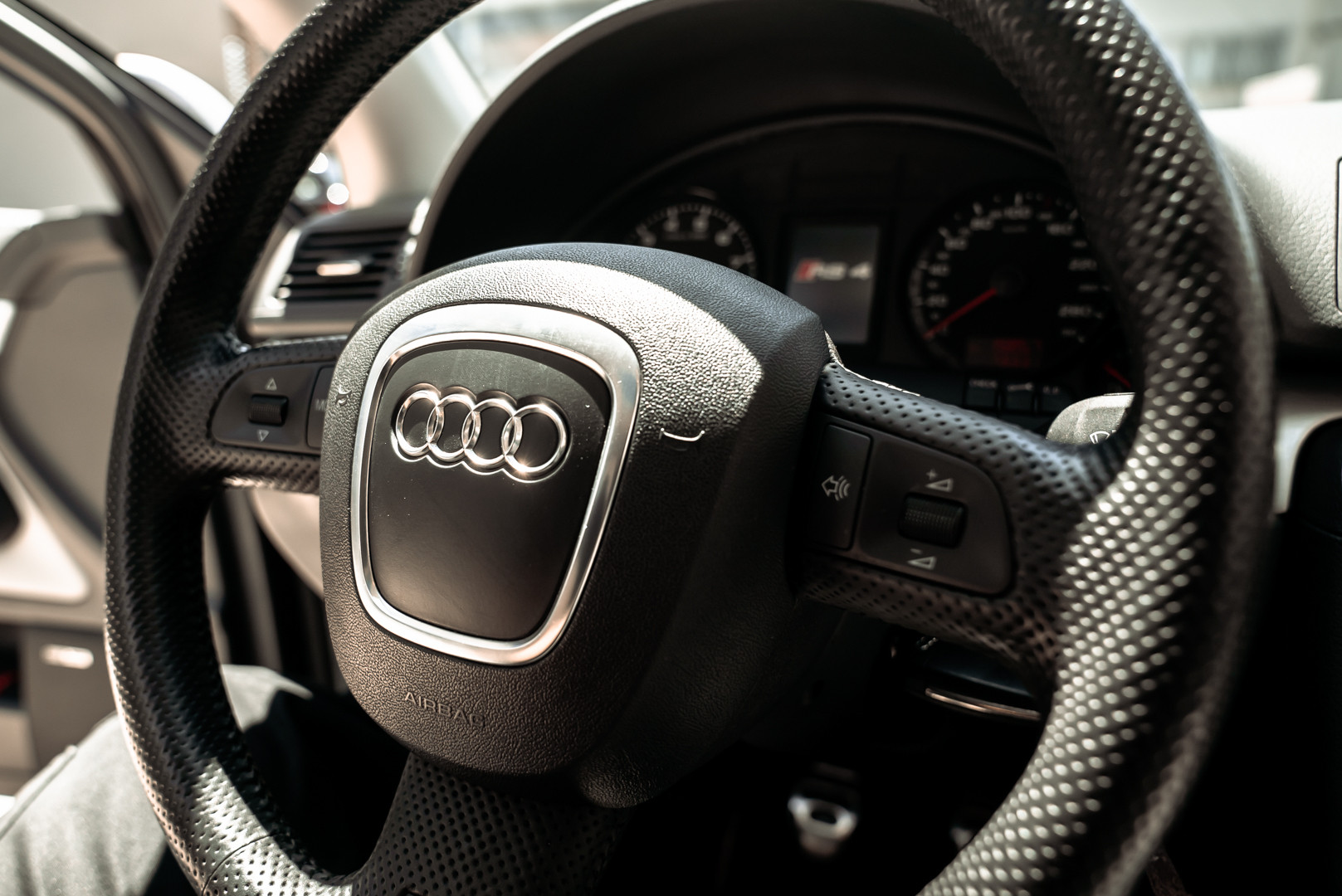 2006 Audi RS4 Avant Quattro V8 4.2 FSI 36