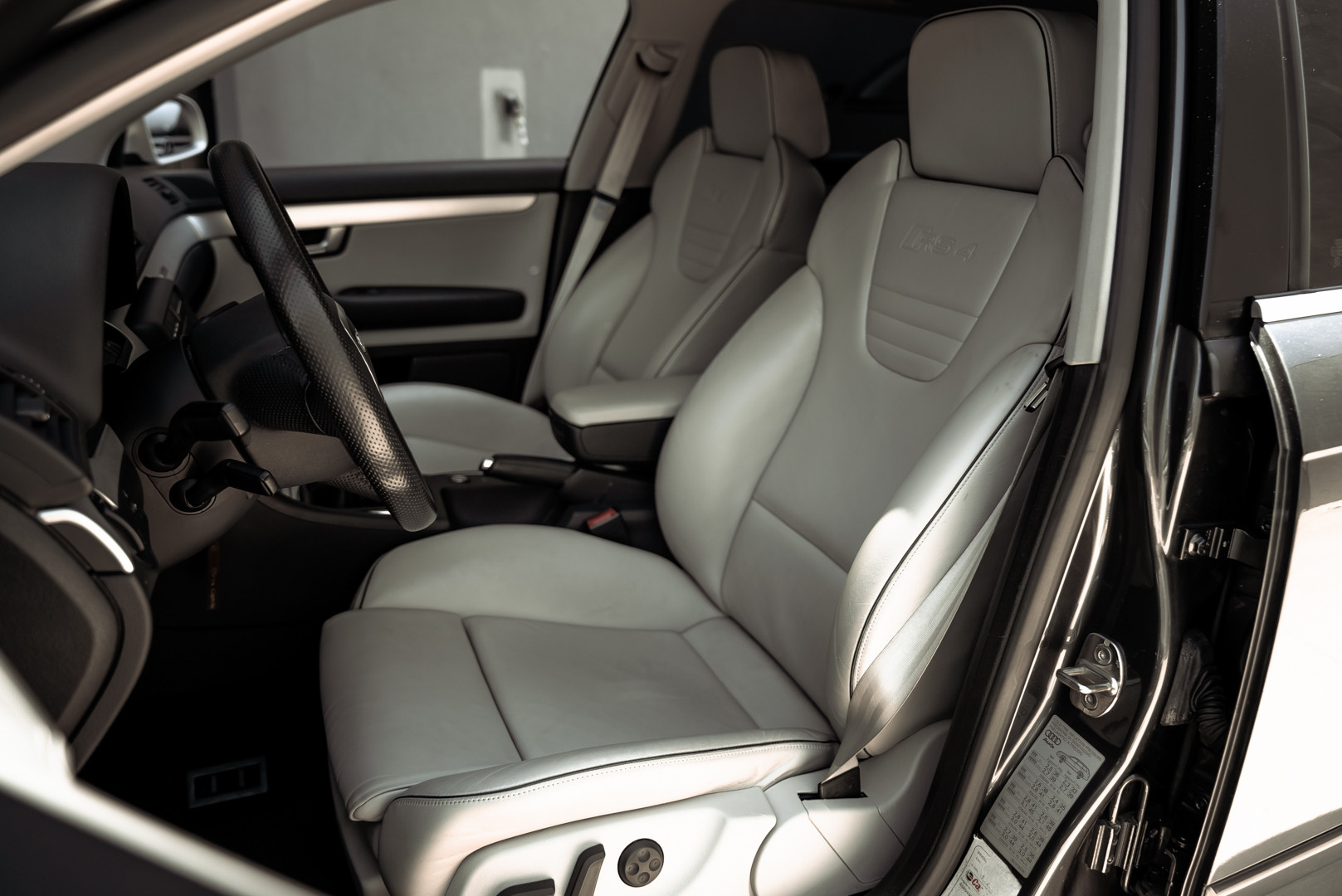 2006 Audi RS4 Avant Quattro V8 4.2 FSI 31
