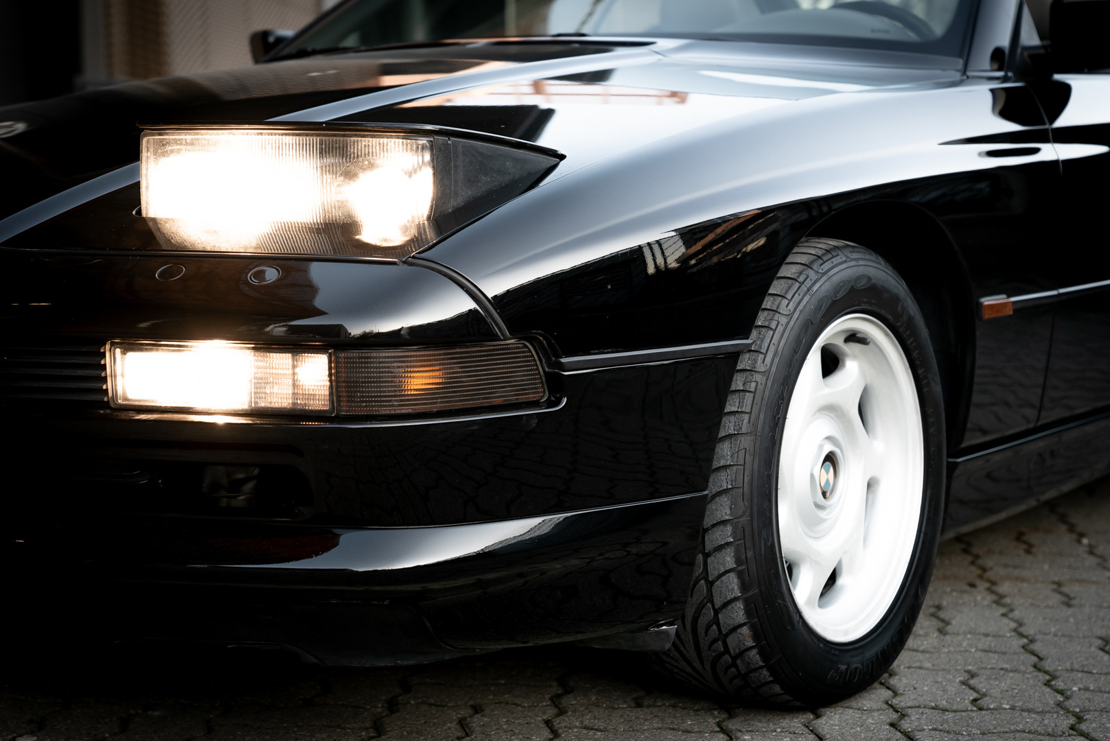 1992 BMW 850 i 24