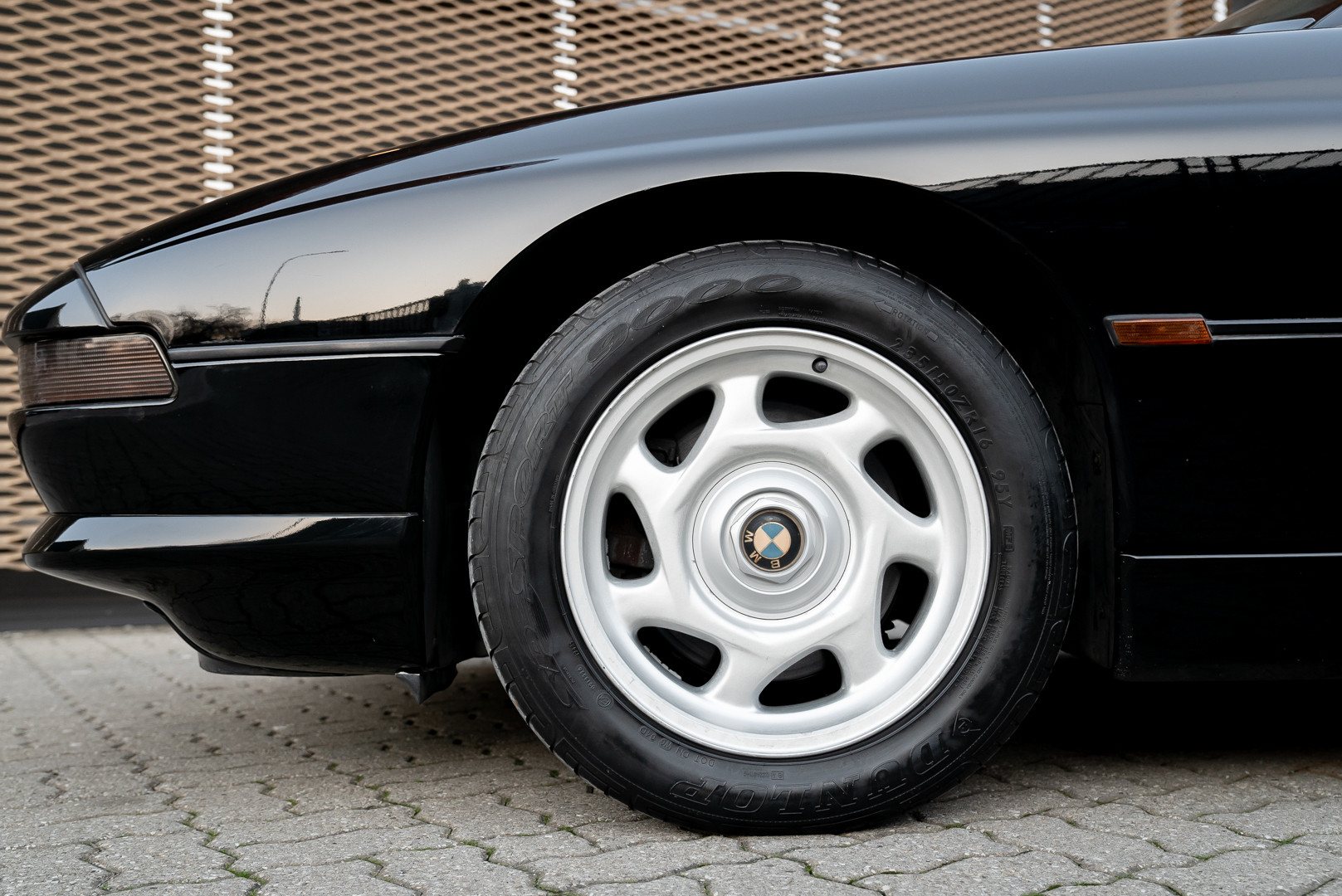 1992 BMW 850 i 30