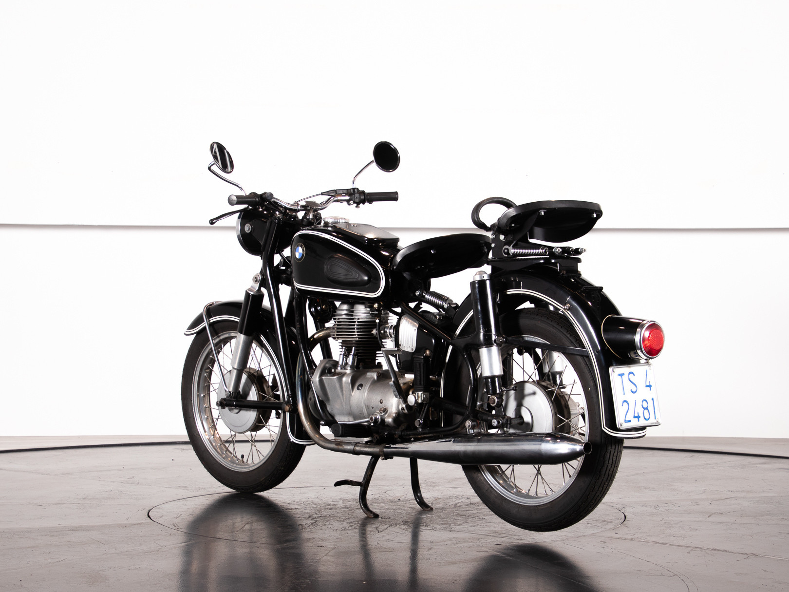 1963 BMW 250 2