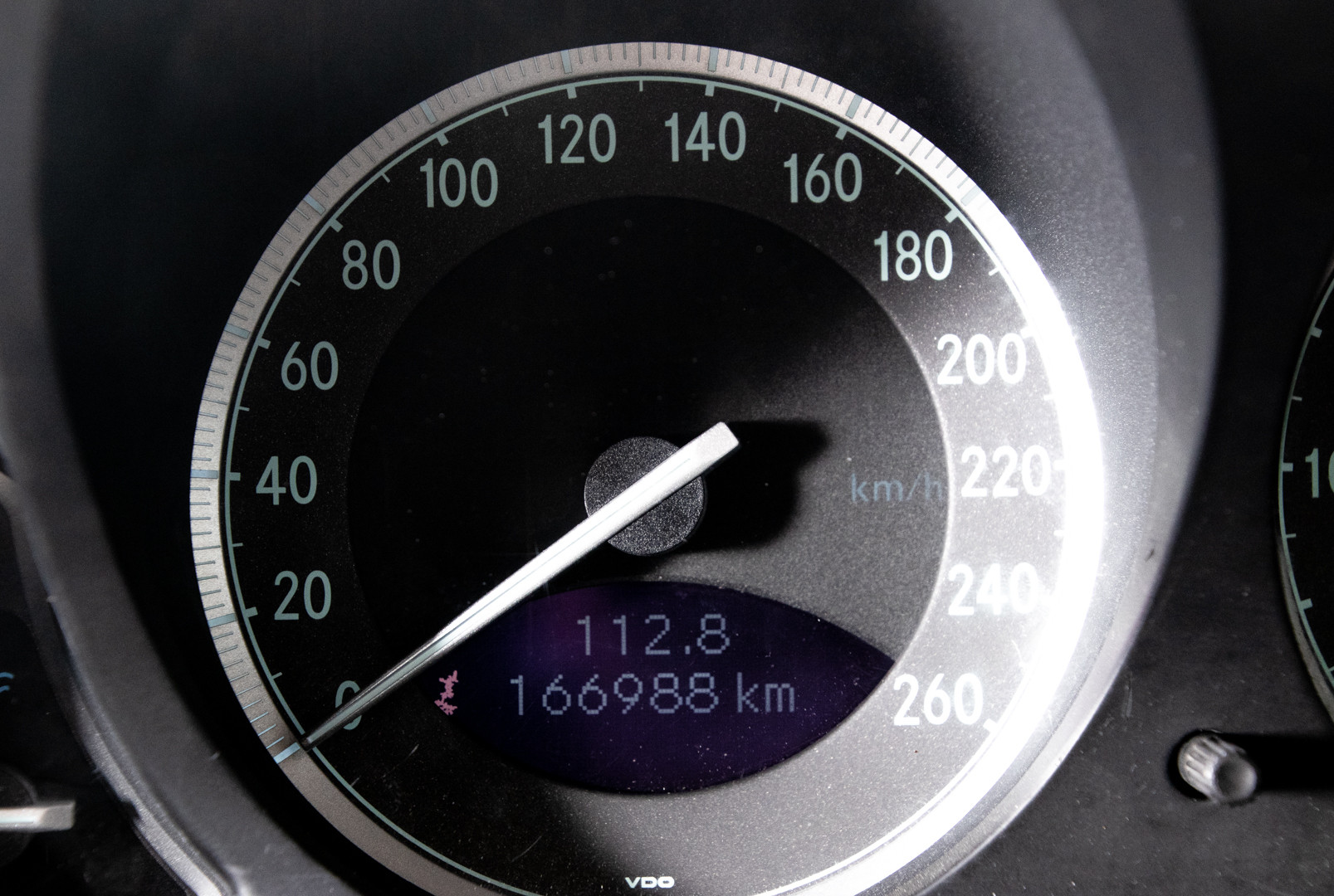 2004 Mercedes-Benz SL500 34