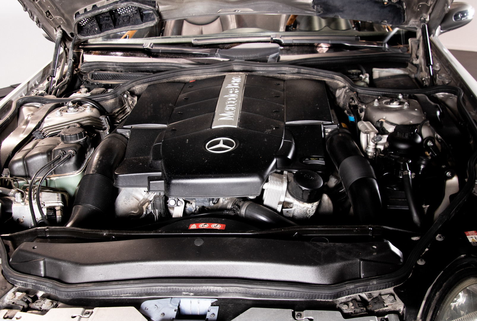 2004 Mercedes-Benz SL500 47