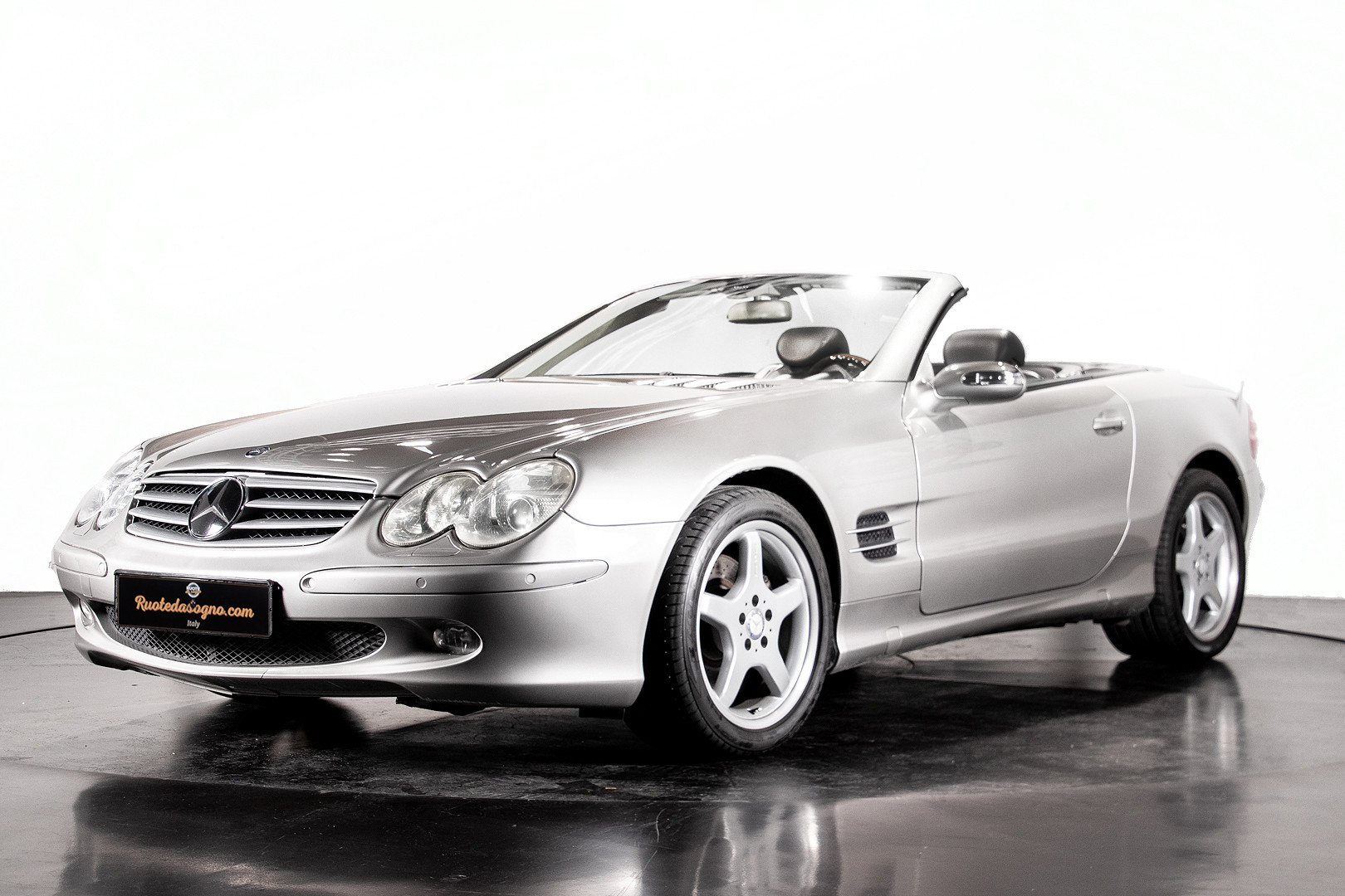 2004 Mercedes-Benz SL500 48
