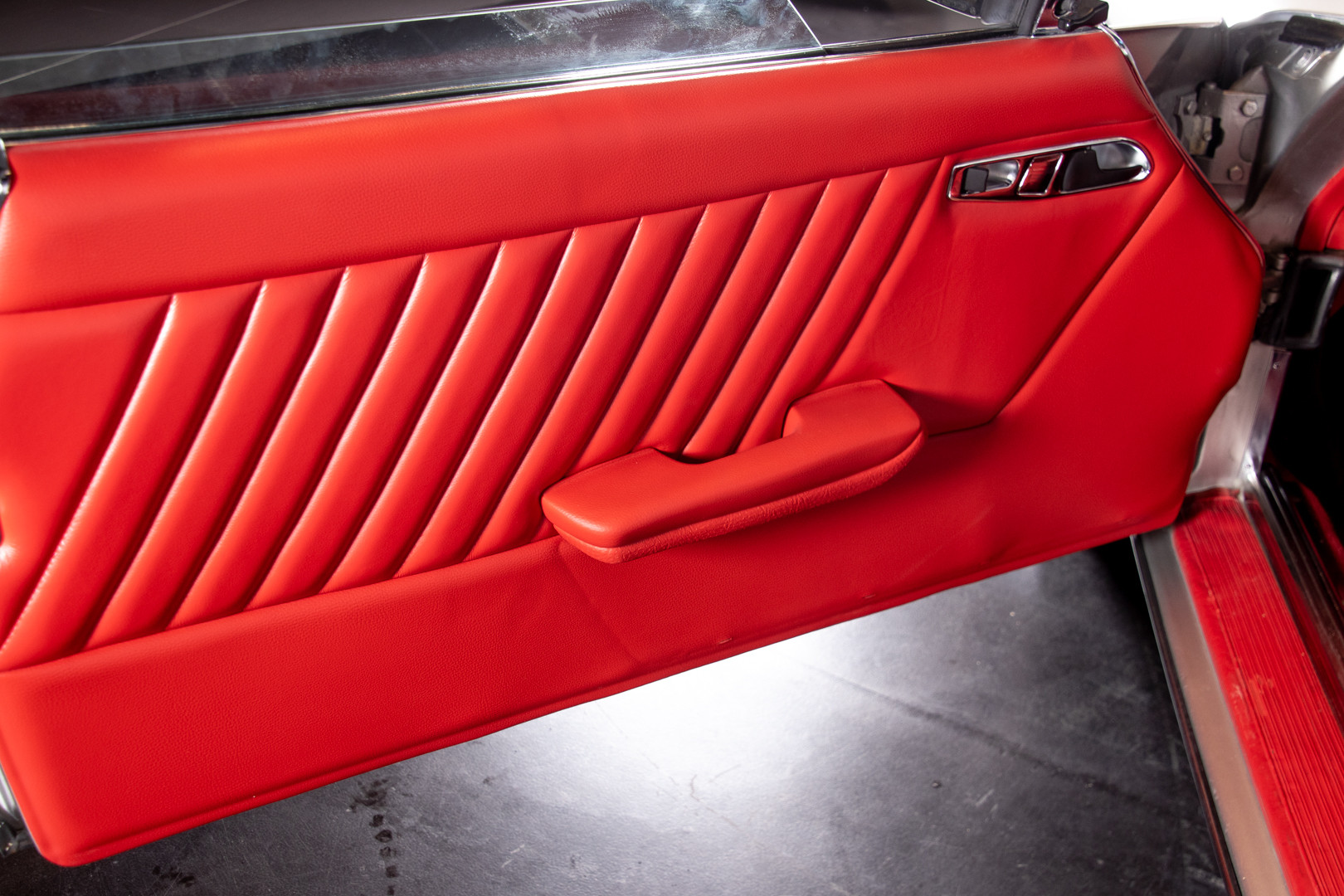 1977 Mercedes-Benz SL 450 14