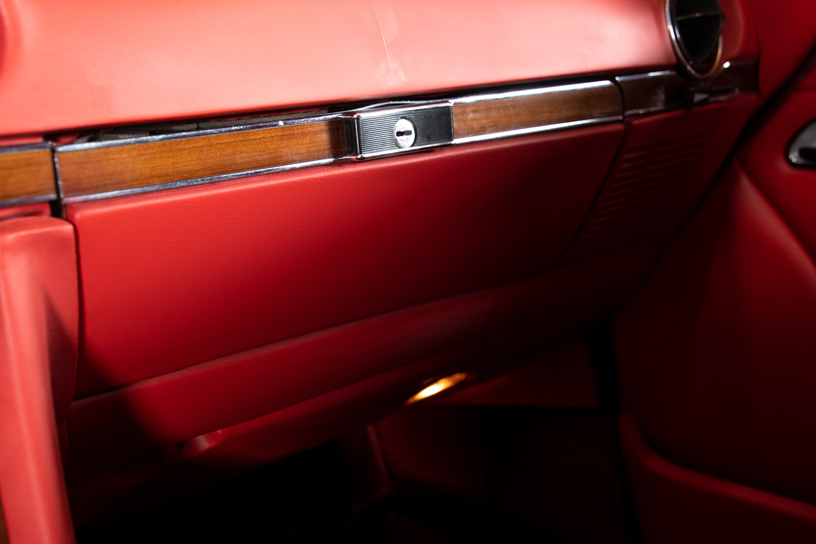 1977 Mercedes-Benz SL 450 21