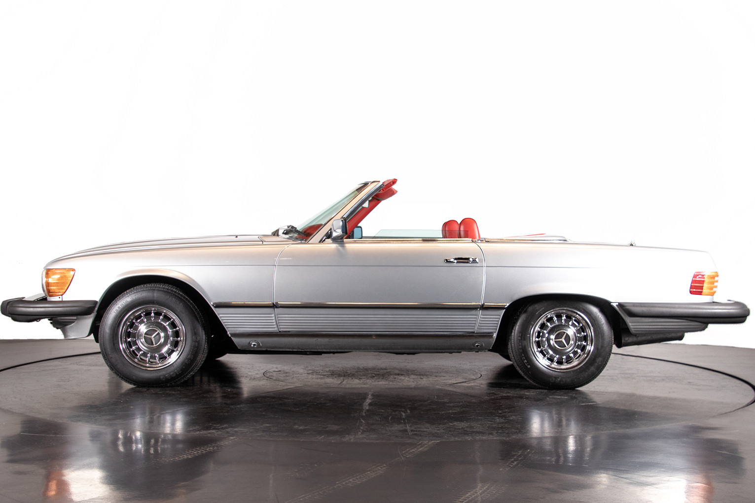 1977 Mercedes-Benz SL 450 1