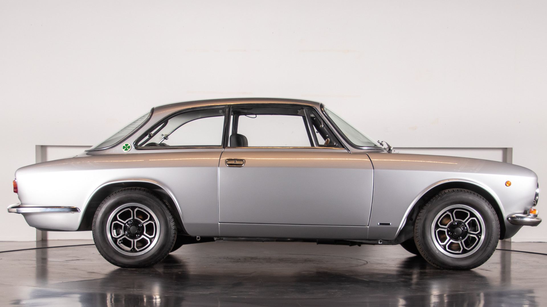 1968 Alfa Romeo GT Veloce 1750 - 1° Serie 5