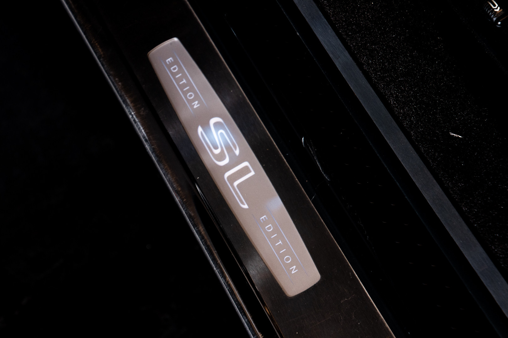 2000 Mercedes Benz SL500 Blue Edition 16