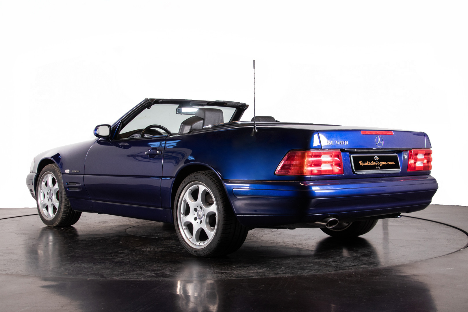 2000 Mercedes Benz SL500 Blue Edition 2