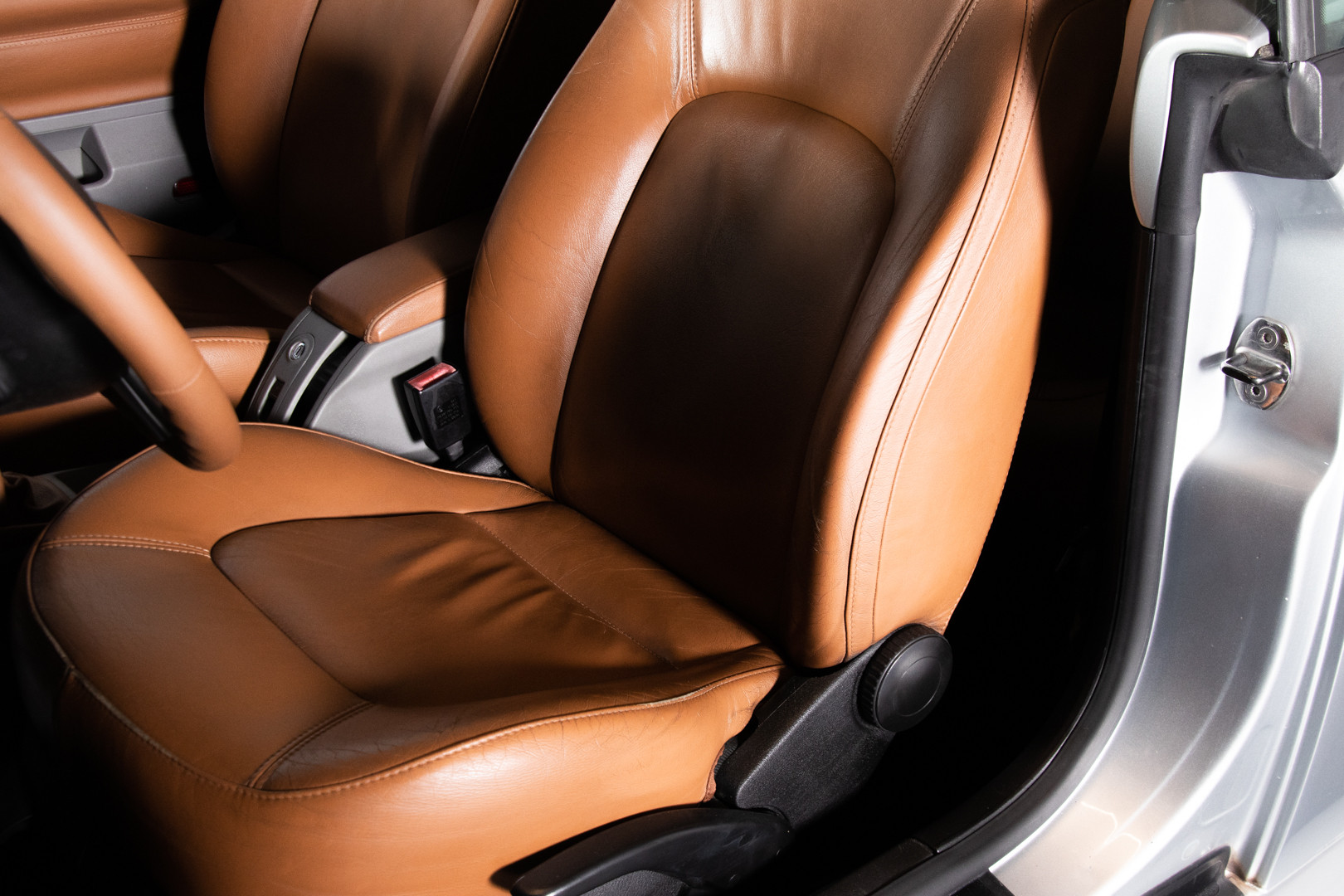 2004 Volkswagen New Beetle Cabriolet 20