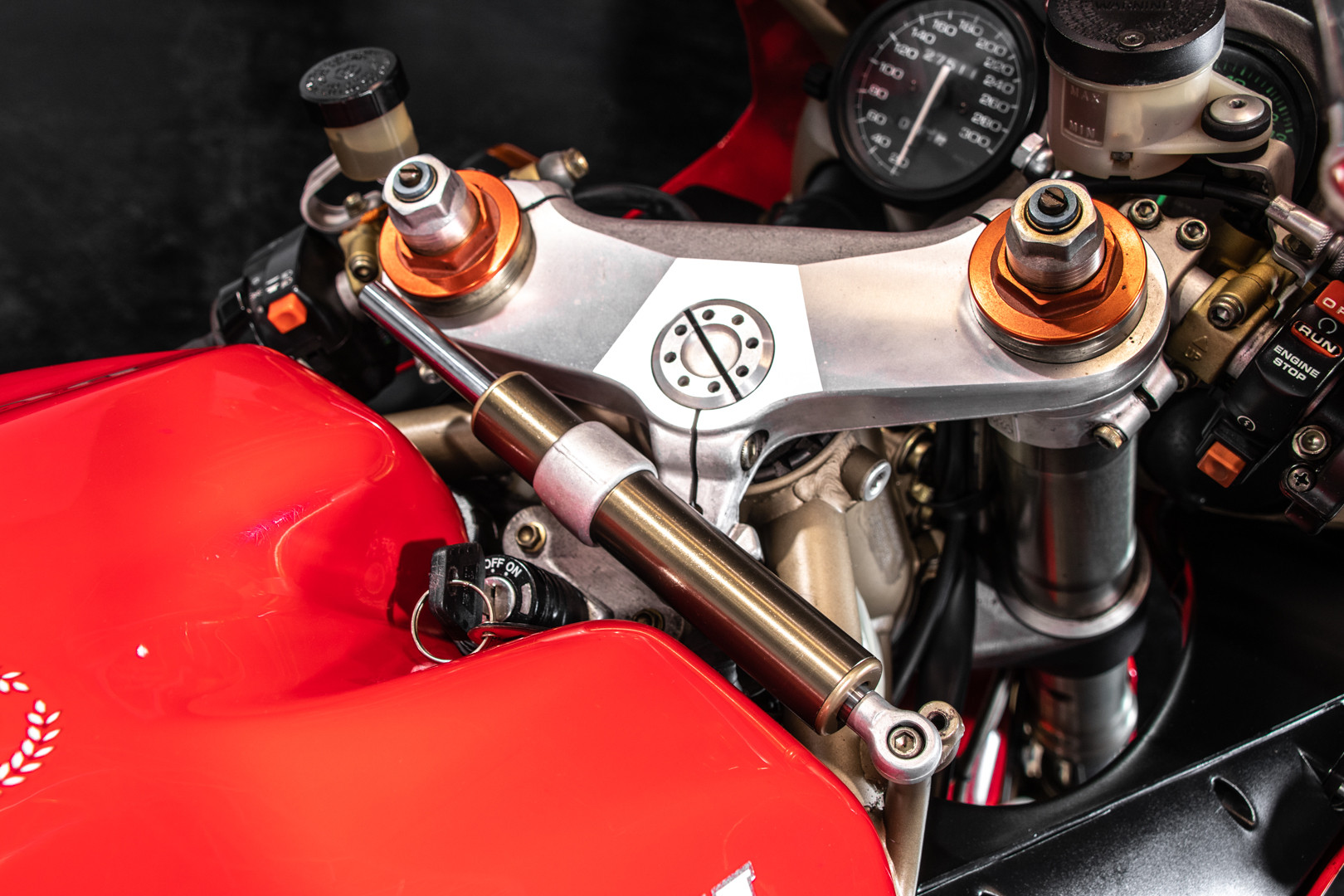 1997 DUCATI 916 20