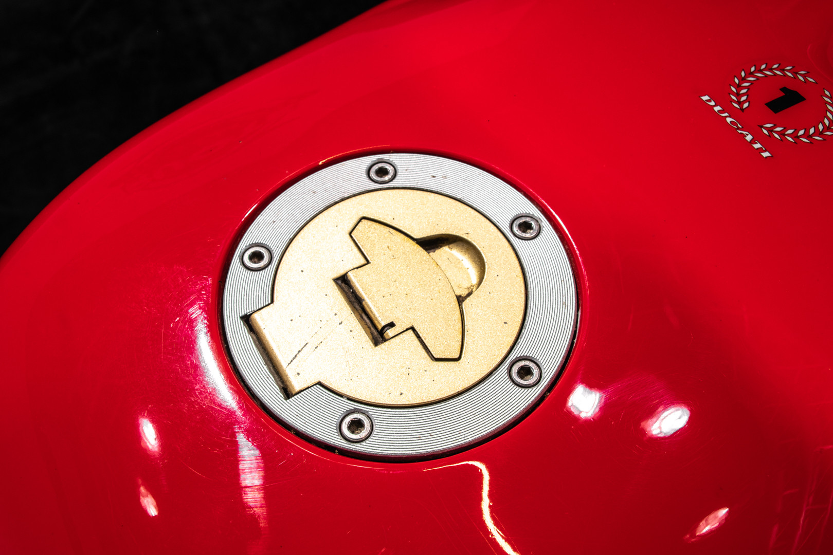 1997 DUCATI 916 23