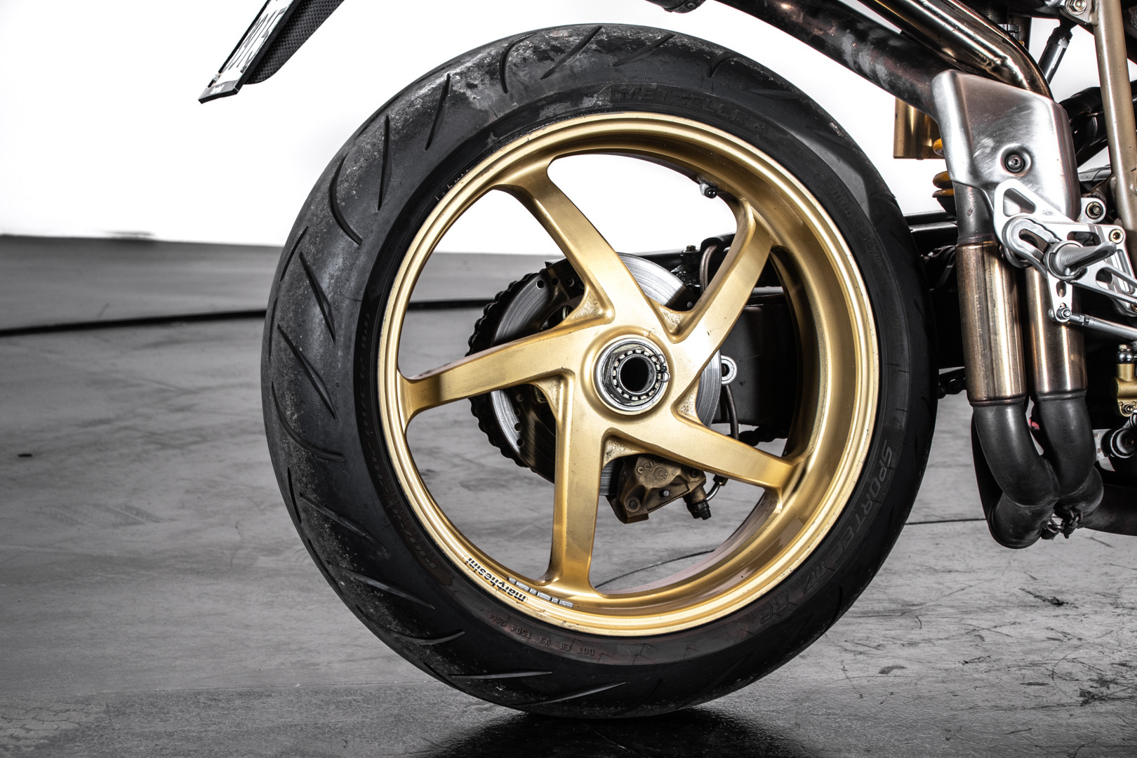 1997 DUCATI 916 9