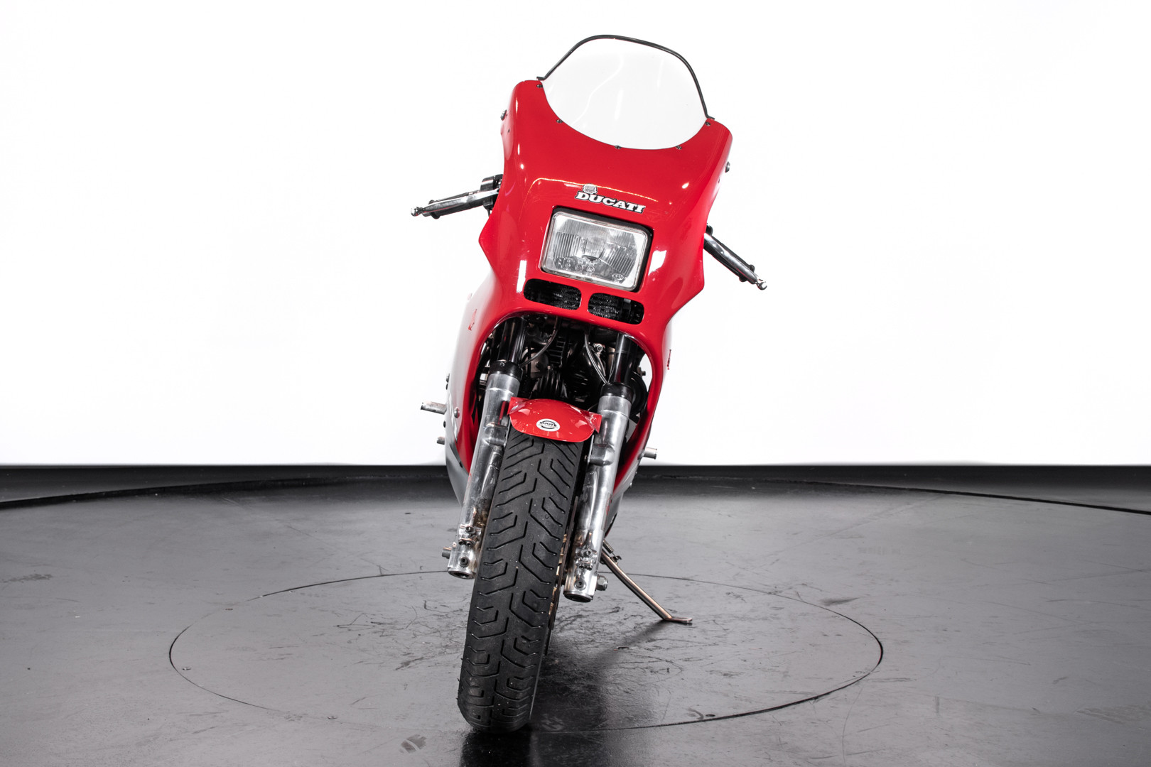 1986 Ducati 750 F1 Montjuich 2