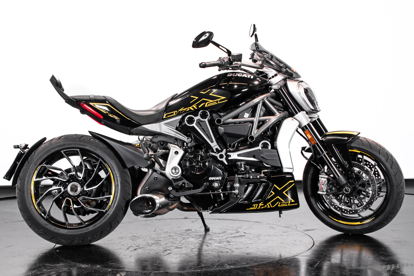 2016 Ducati X Diavel S 1